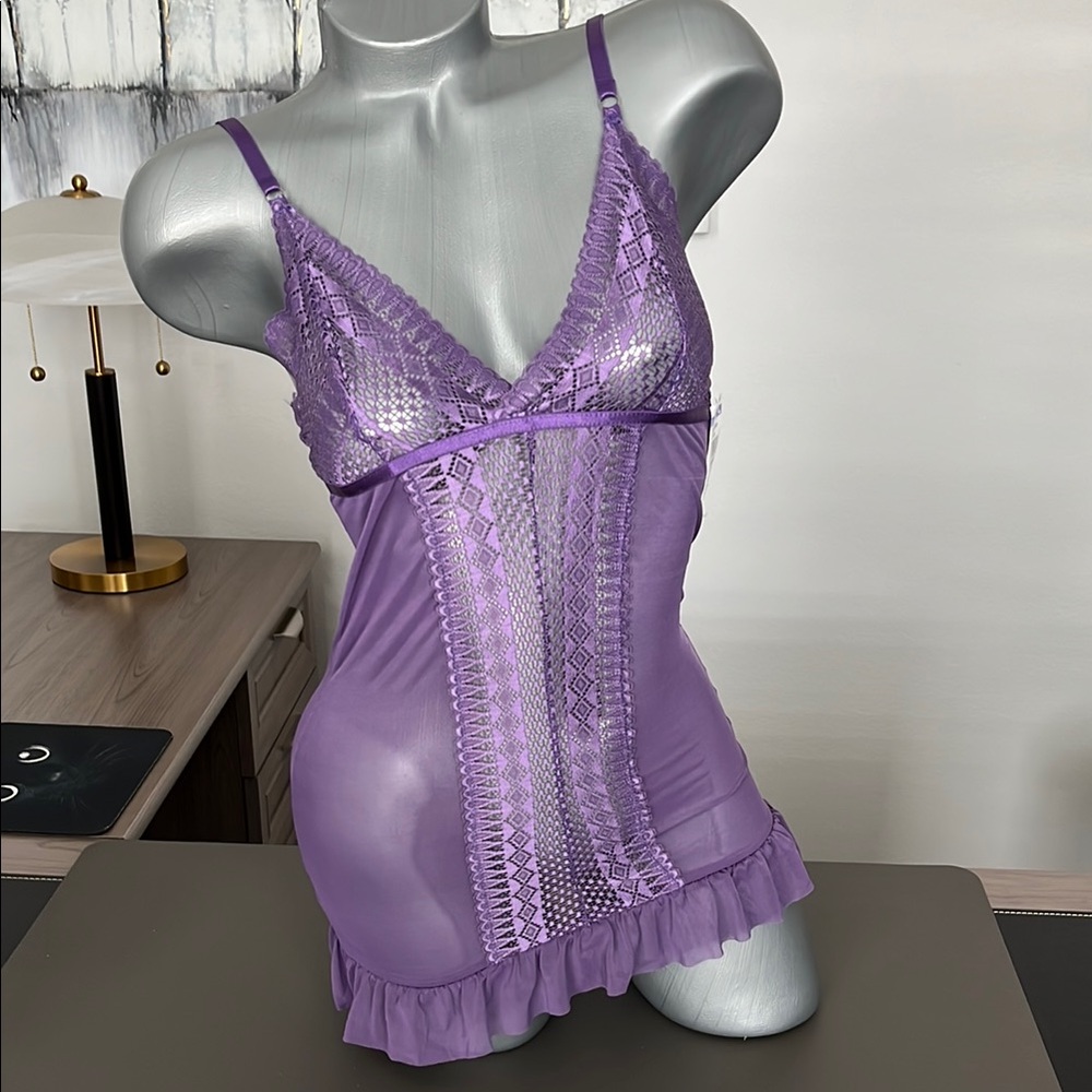 I Collections Elegant Purple Lace Chemise